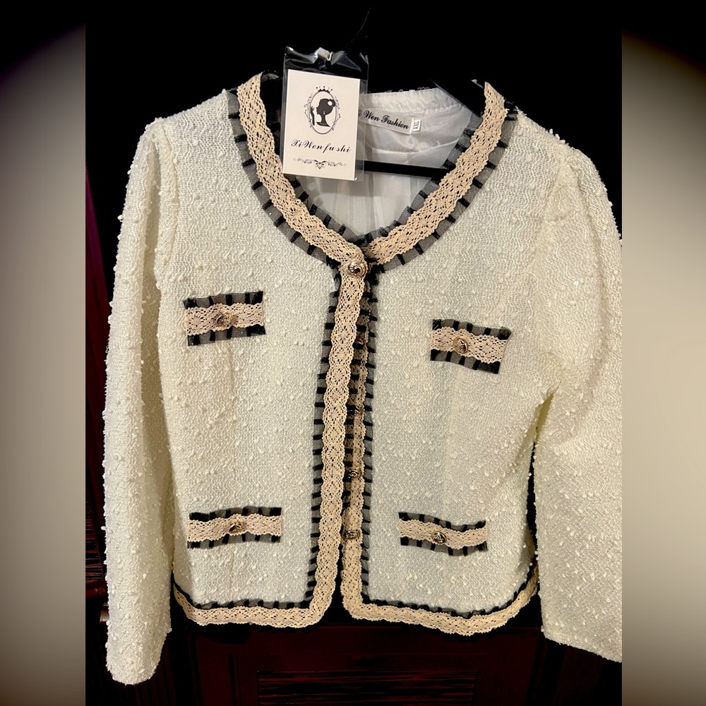 Ladies Jacket- New- unique design